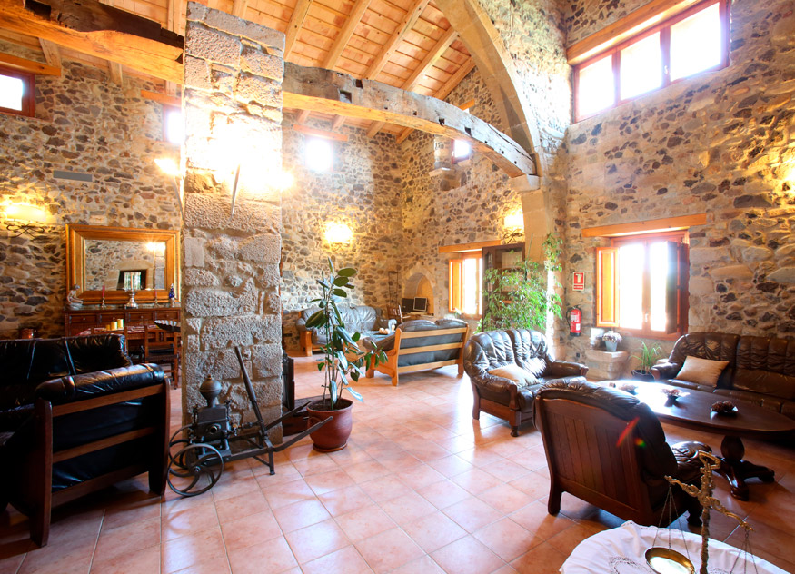 La masía de Mas La Casassa. Hotel Turismo Rural a Girona