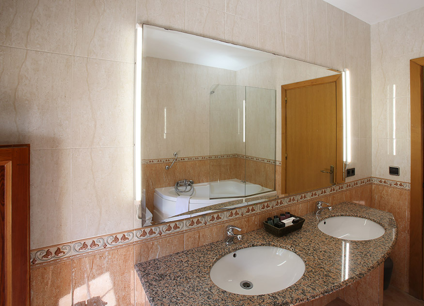 Habitació n.4 amb jacuzzi 1 plaça